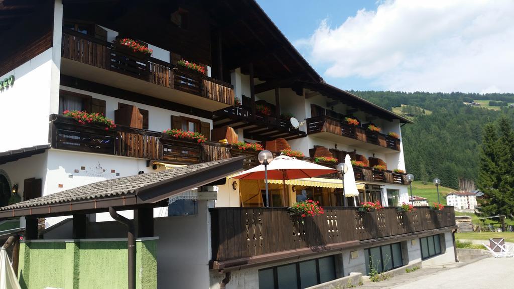 Albergo Bellavista Dosoledo Eksteriør billede