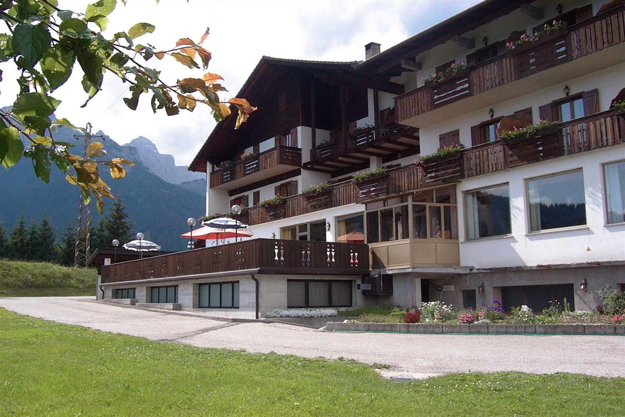 Albergo Bellavista Dosoledo Eksteriør billede
