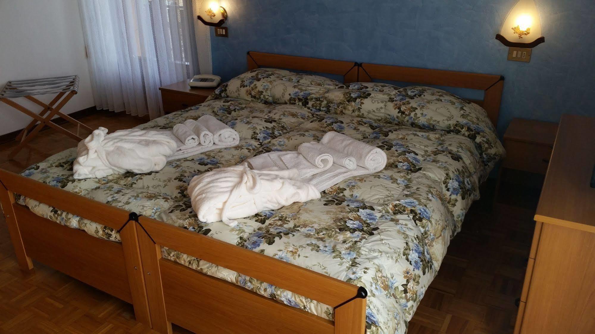 Albergo Bellavista Dosoledo Eksteriør billede